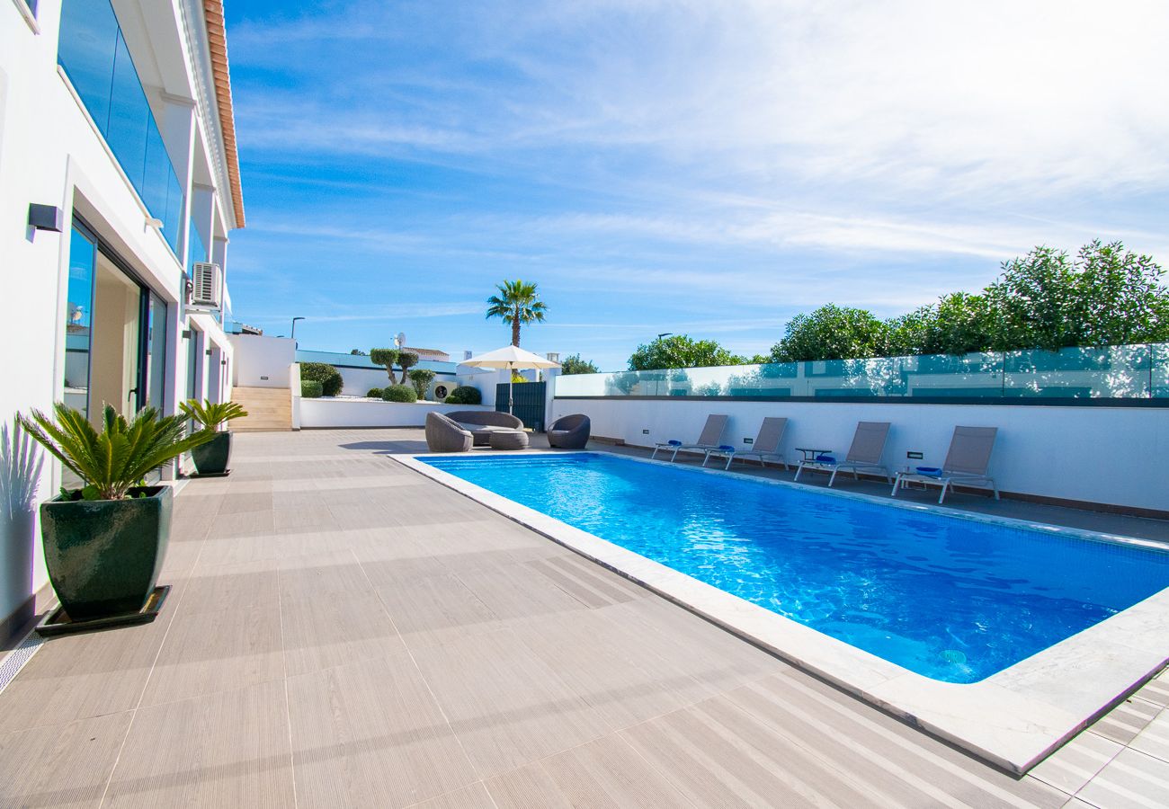 Villa em Carvoeiro - Ilha do Sol, a luxury villa in an ideal location!