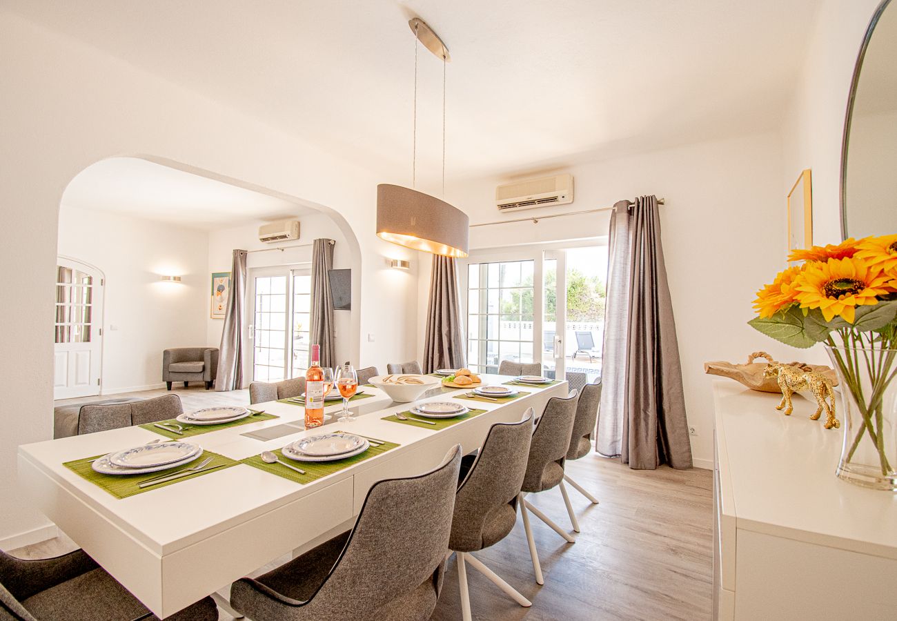 Villa em Carvoeiro - The Gaff: Perfect Villa for a Family Getaway