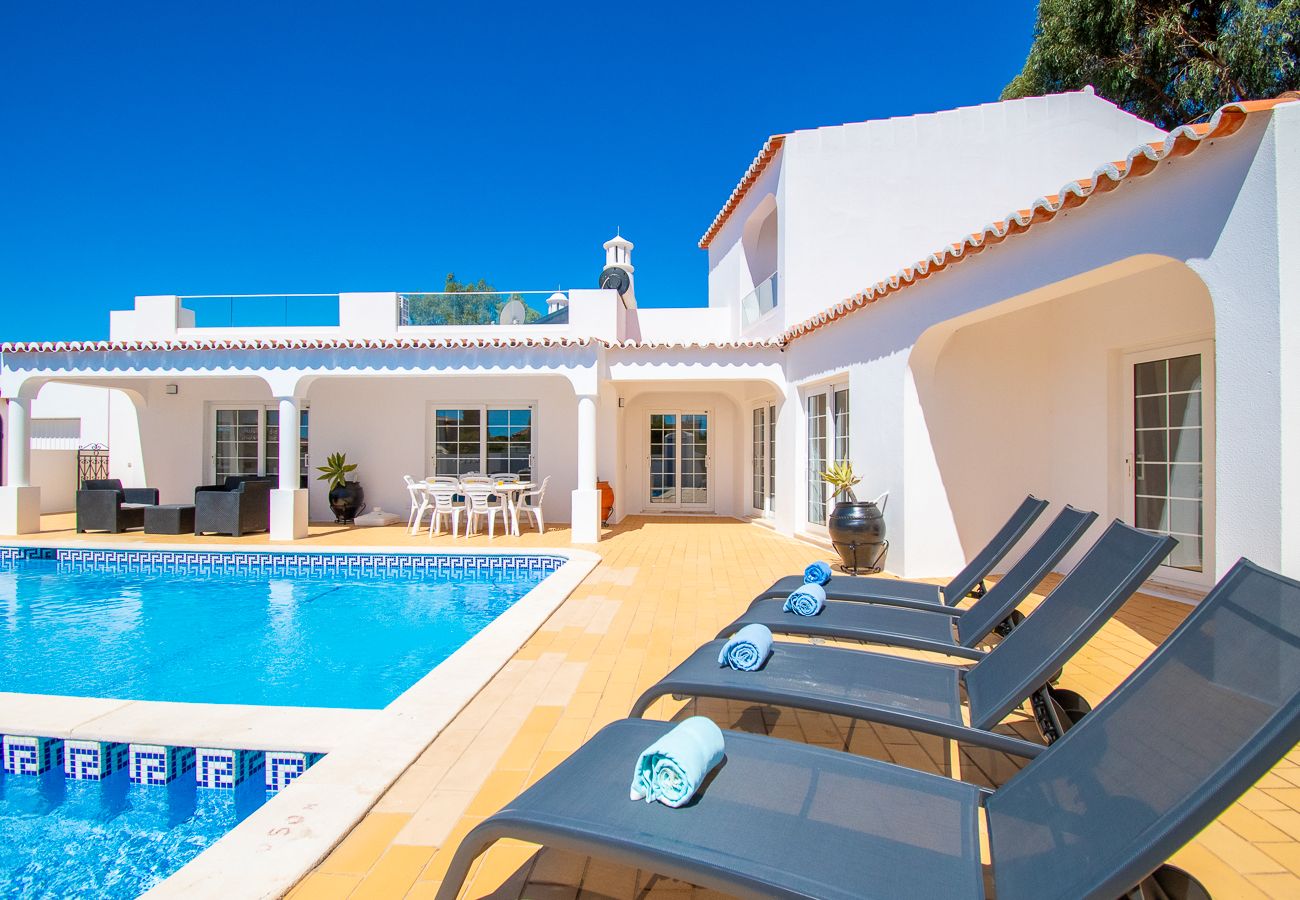 Villa em Carvoeiro - The Gaff: Perfect Villa for a Family Getaway