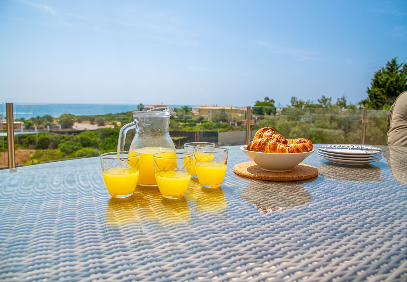 Villa em Carvoeiro - The One: Oceanfront villa