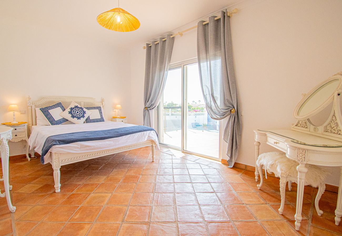 Villa em Carvoeiro - The One: Oceanfront villa