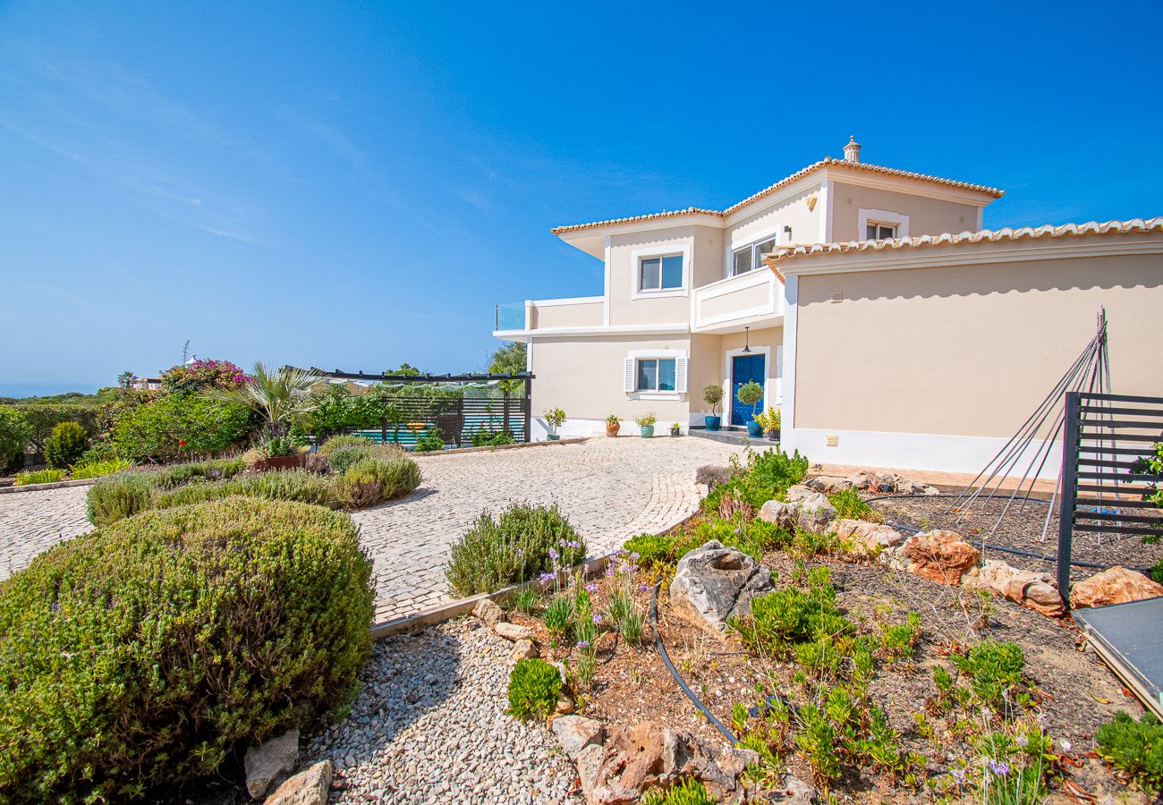 Villa em Carvoeiro - The One: Oceanfront villa