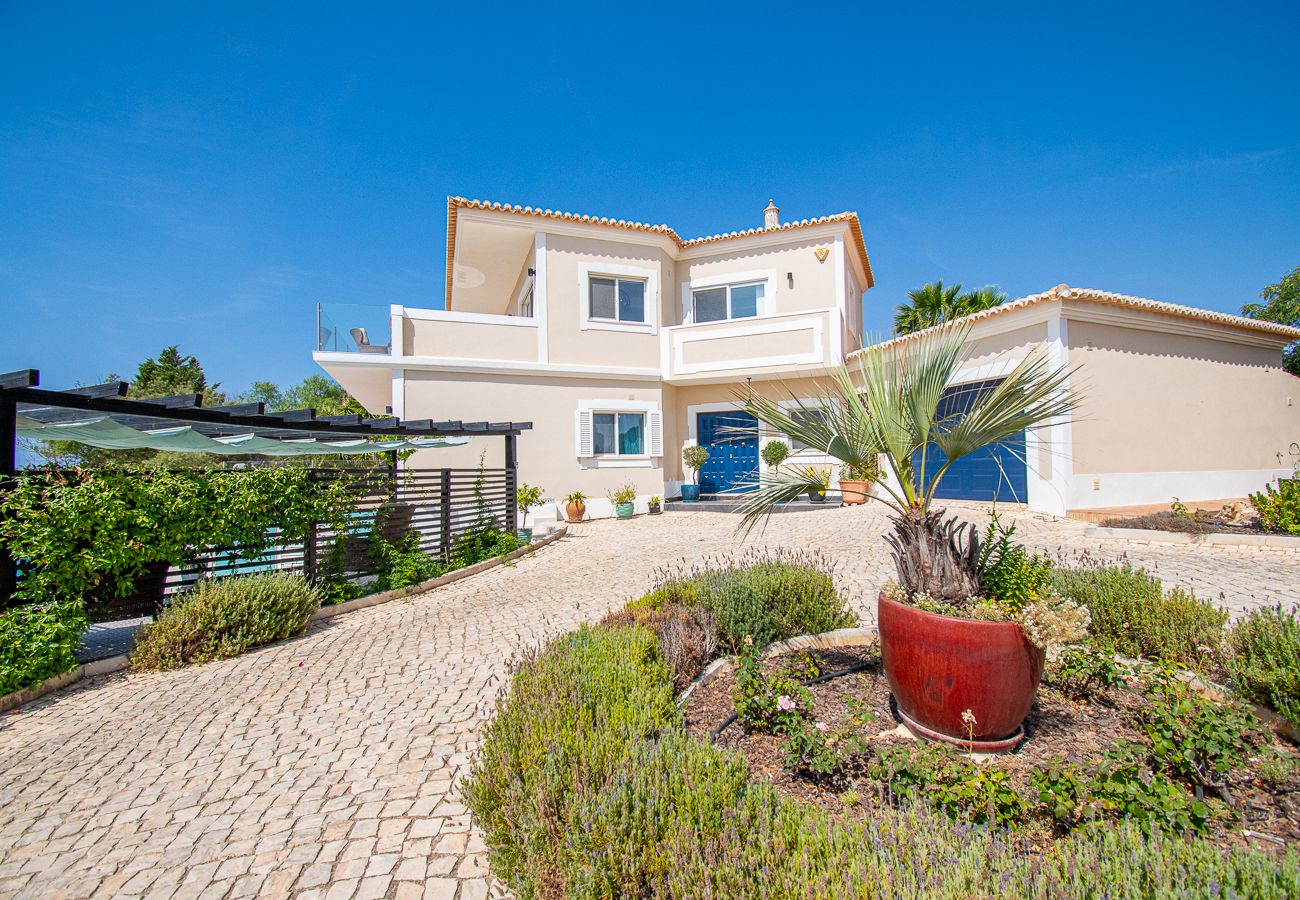 Villa em Carvoeiro - The One: Oceanfront villa