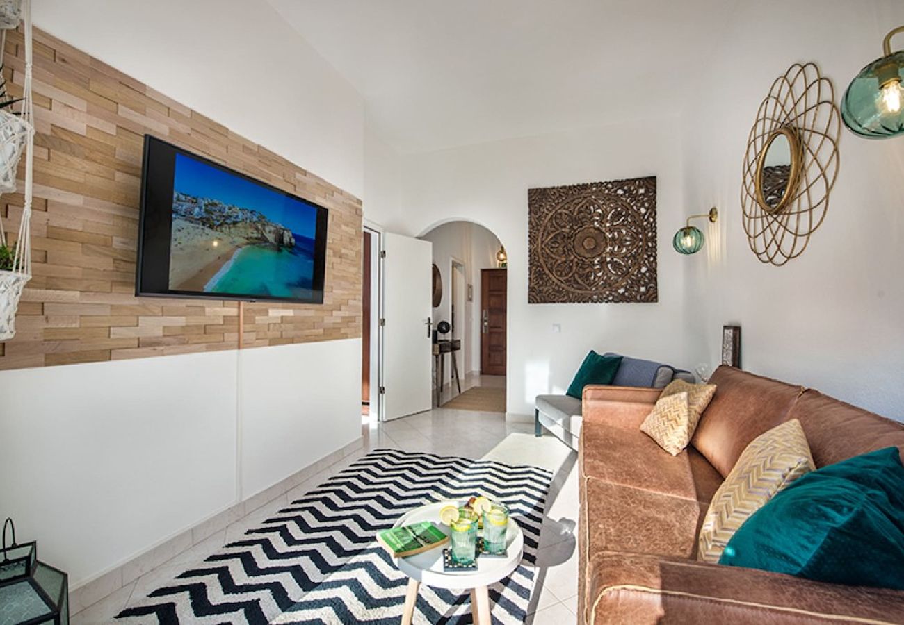 Apartment in Carvoeiro -  212 Aroura sol BEAUTIFULLY RENOVATED APARTMENT