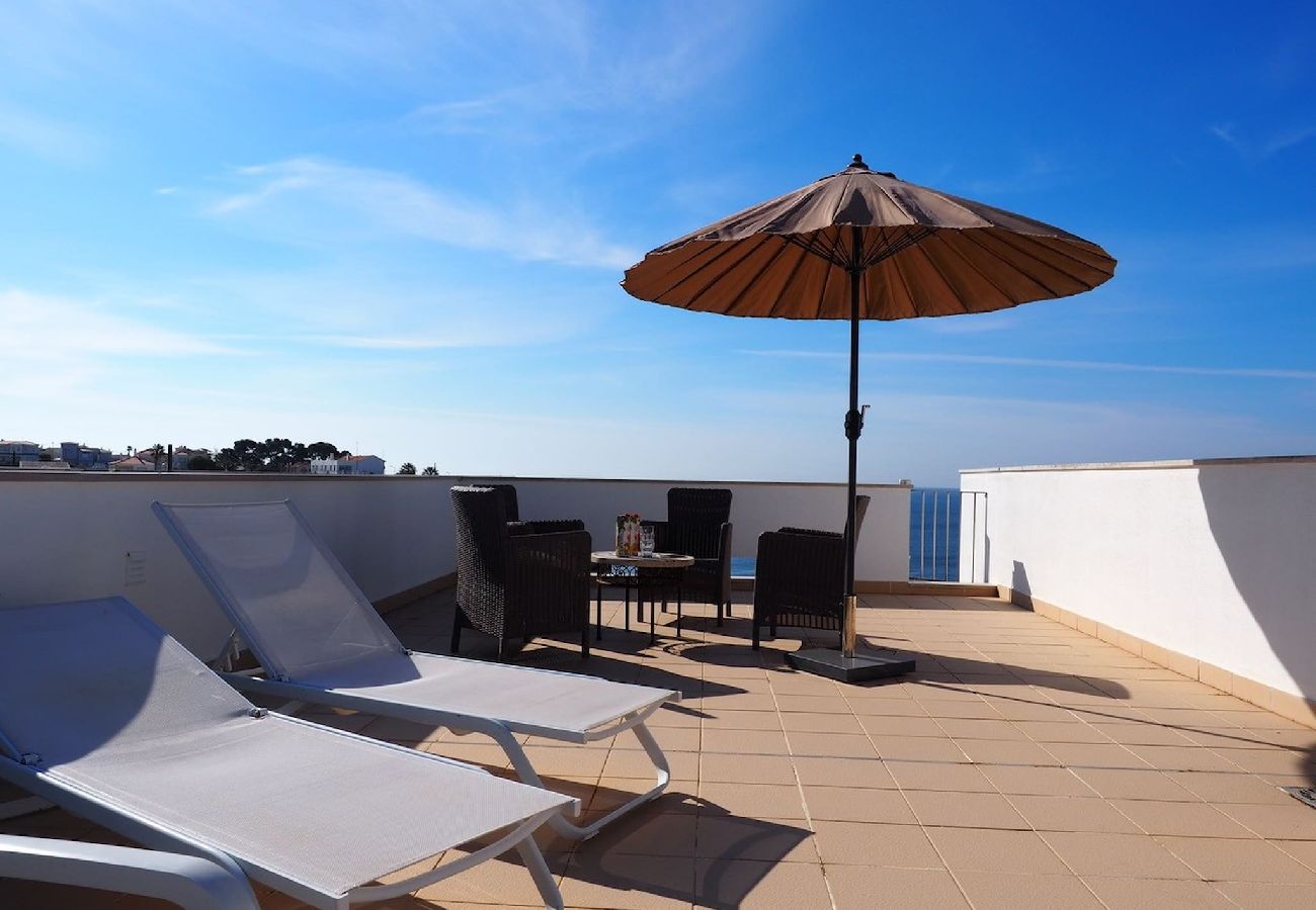 Apartment in Carvoeiro - Bay H Modern townhouse very central, fabulous sea views! 