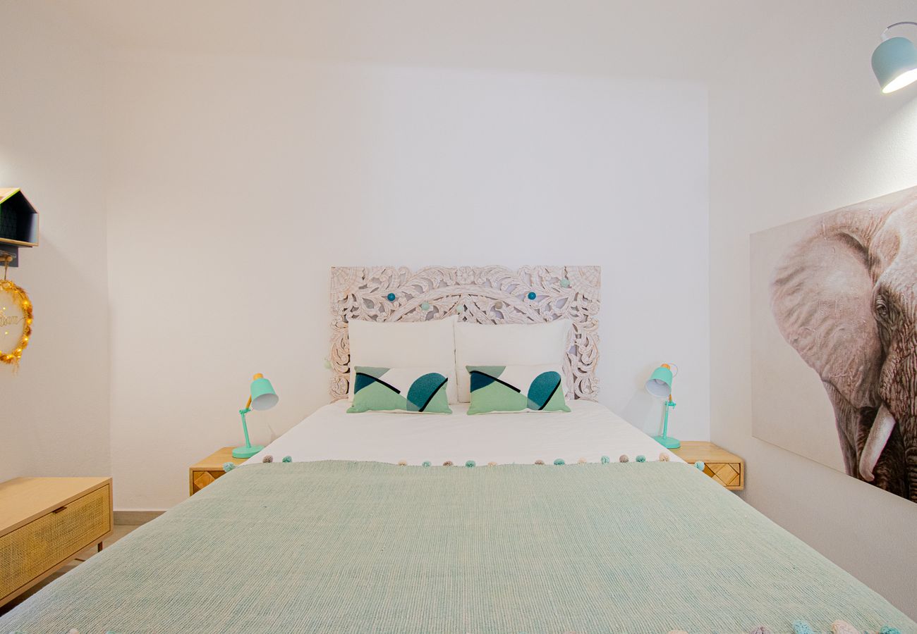 Townhouse in Carvoeiro - 91A Casa Mel: Stylish 3-Bed Townhouse with Pool